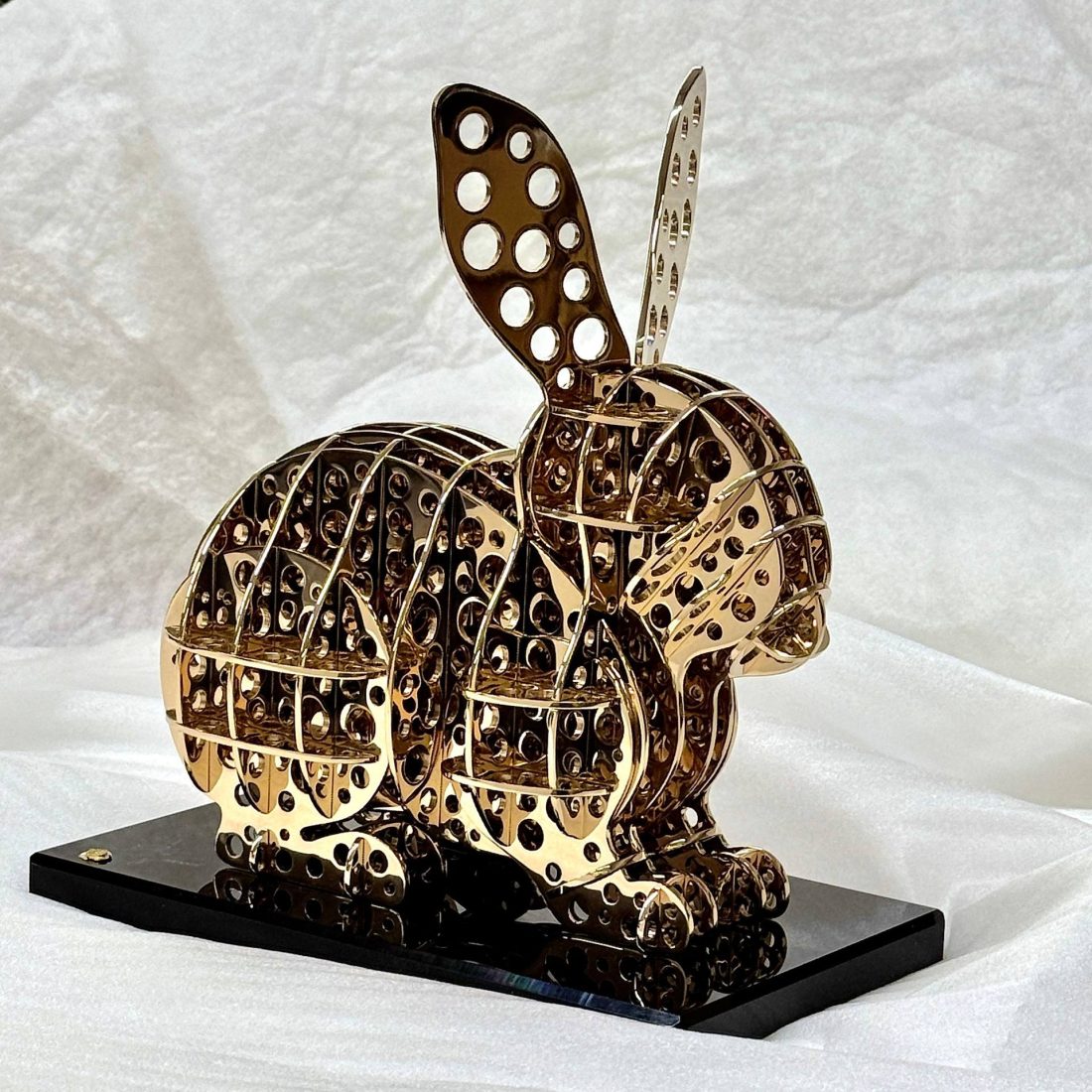 Golden Rabbit (or) — Denis de Francesco