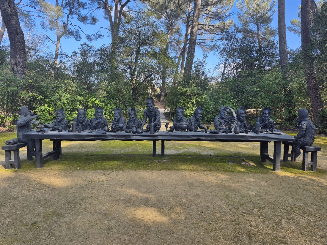 La scène — Philippe Pasqua