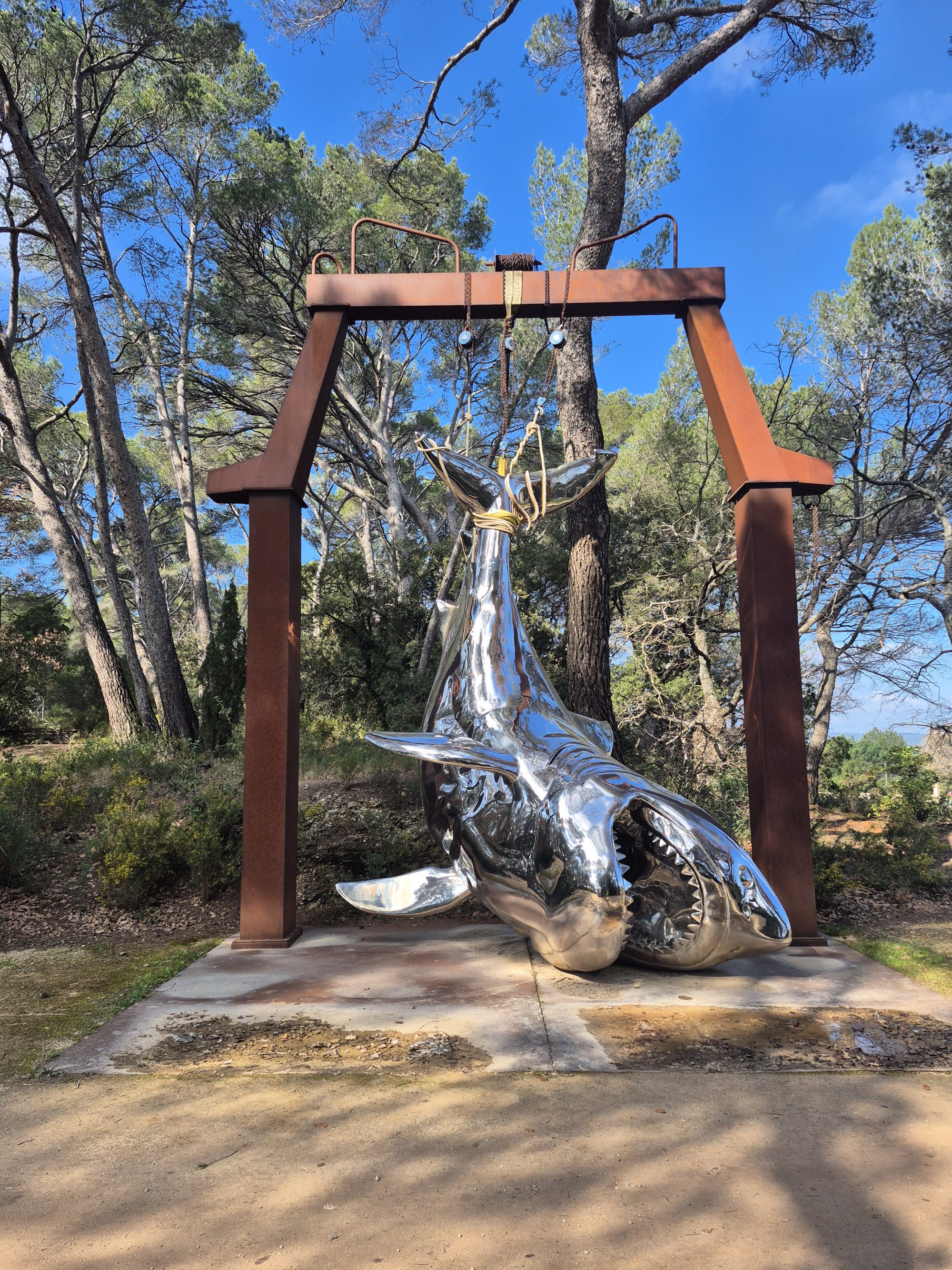 Le requin — Philippe Pasqua