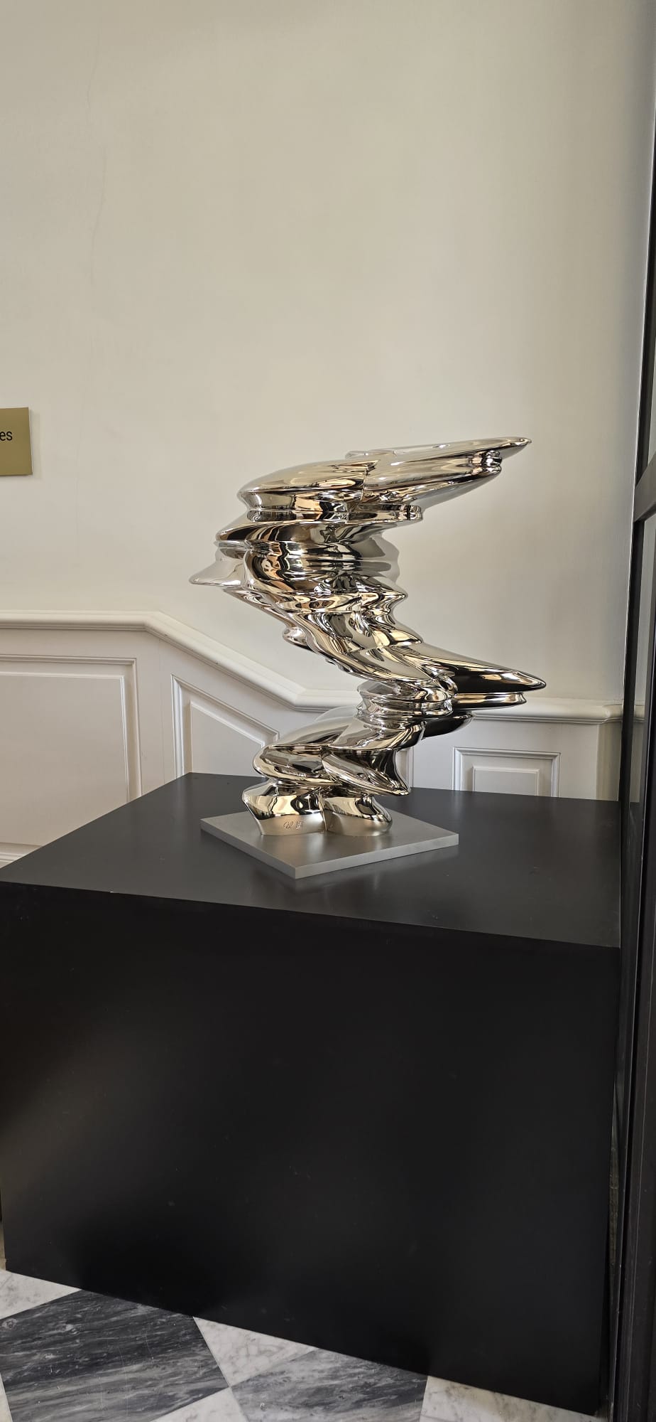 Ghost — Tony Cragg — vue 2